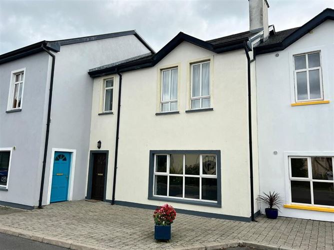 4 Orchard Court, Main Street, Leitrim Village, Carrick-On-Shannon, Leitrim