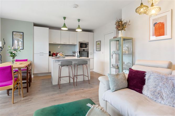 32 Oakcourt Lawn, Palmerstown, Dublin 20