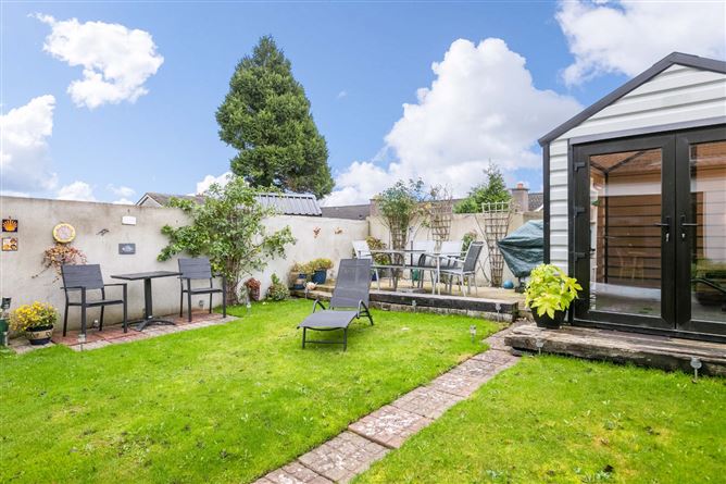 32 Oakcourt Lawn, Palmerstown, Dublin 20