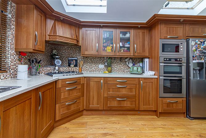 32 Cashel Avenue , Crumlin,   Dublin 12