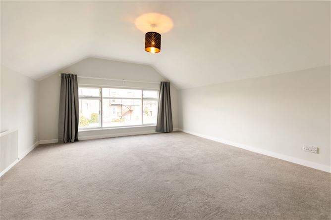 5 Leinster Lawn, Clonskeagh, Dublin 14