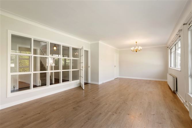 5 Leinster Lawn, Clonskeagh, Dublin 14