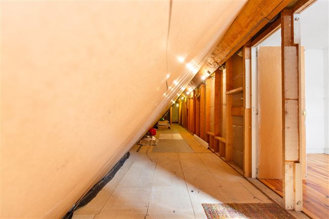 11 Seaview Park, Shankill, Co. Dublin