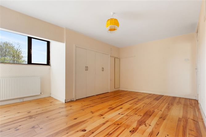 11 Seaview Park, Shankill, Co. Dublin