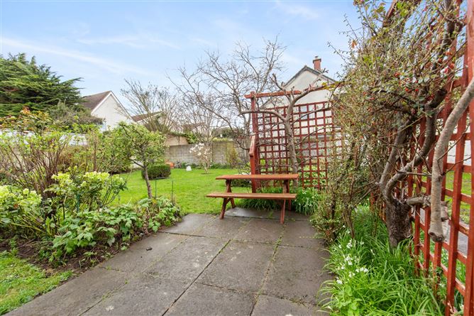 11 Seaview Park, Shankill, Co. Dublin