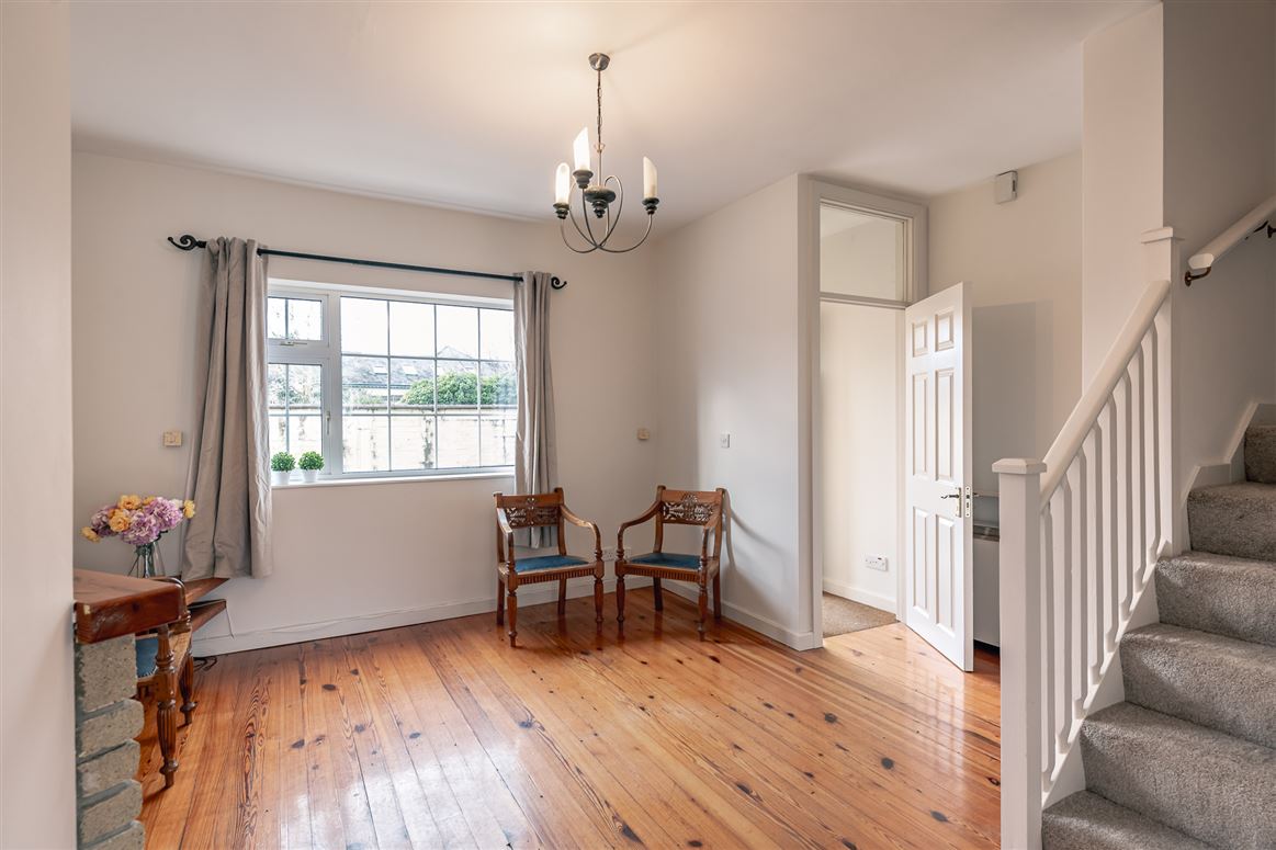 3 Coffeys Row, Kenmare, Co. Kerry, V93 F290