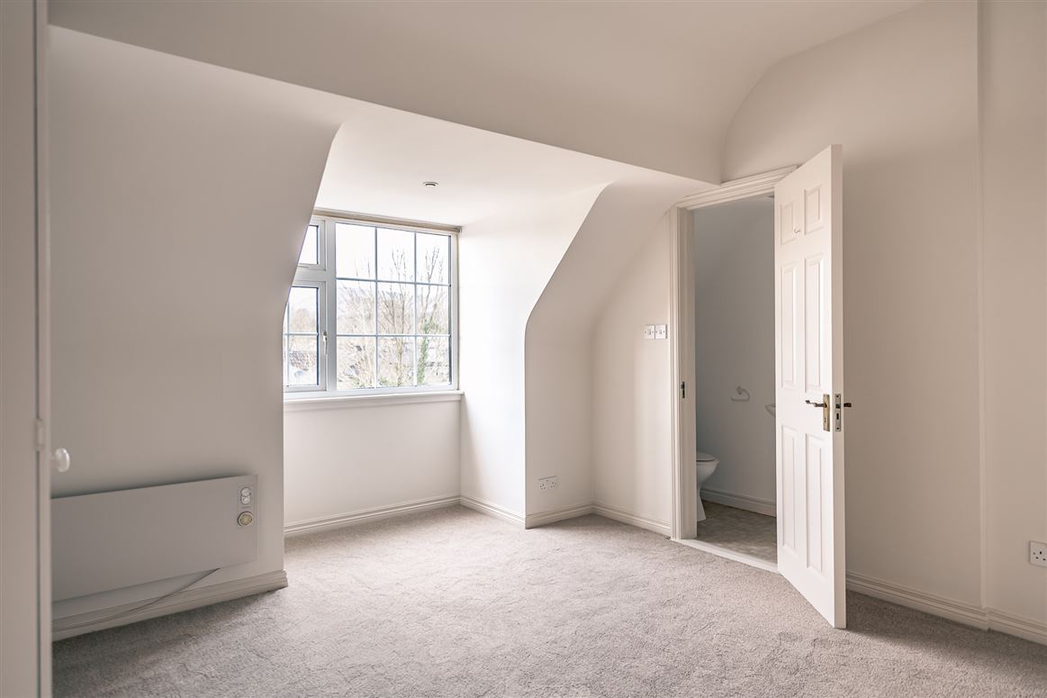 3 Coffeys Row, Kenmare, Co. Kerry, V93 F290