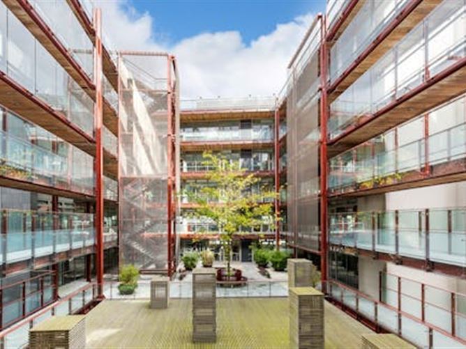 https://photos-a.propertyimages.ie/media/9/7/5/5017579/5c99f782-026c-4ead-9488-548ee2f82e69_l.jpg