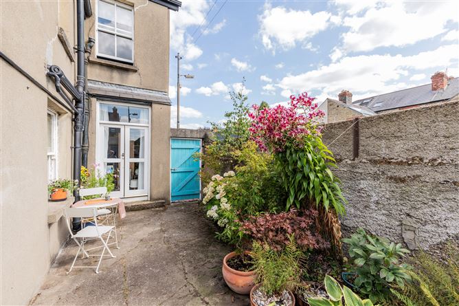 https://photos-a.propertyimages.ie/media/9/7/5/5019579/66afa205-e1e3-4a8b-81f2-86cb613c4beb_l.jpg