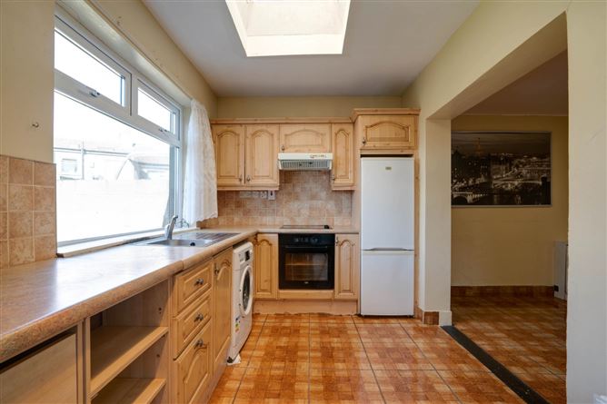 27 Glentow Road, Whitehall, Dublin 9