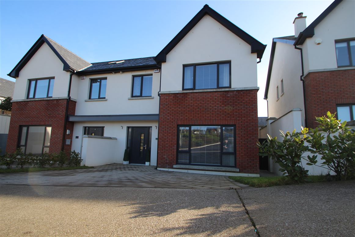 23 Meadow Walk, Castleheights, Carrigaline, Cork