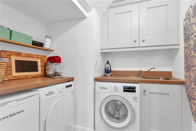 4 Oaktree Green, Cunnaberry Hill, Tully Road, Kildare Town, Co. Kildare