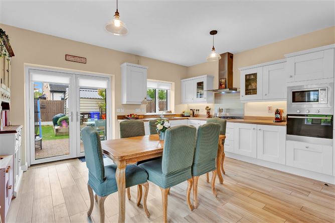 4 Oaktree Green, Cunnaberry Hill, Tully Road, Kildare Town, Co. Kildare