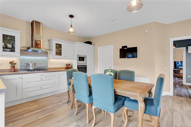 4 Oaktree Green, Cunnaberry Hill, Tully Road, Kildare Town, Co. Kildare