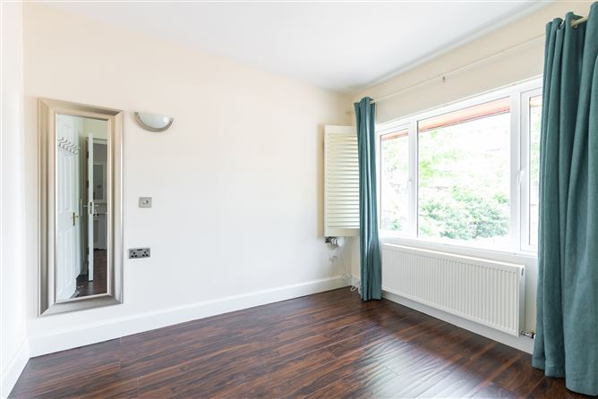 6 Valley Close, Cabinteely, Dublin 18