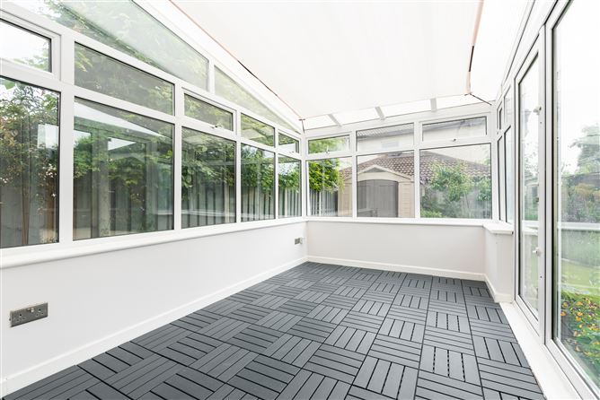 6 Valley Close, Cabinteely, Dublin 18