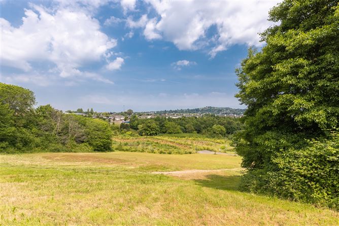 6 Valley Close, Cabinteely, Dublin 18