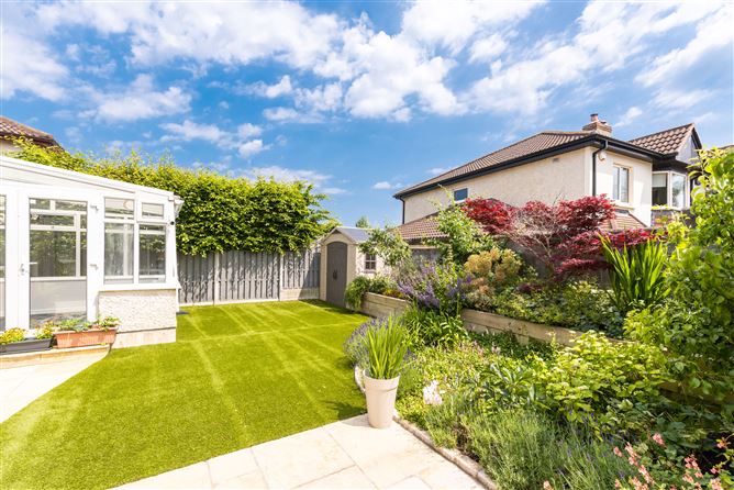 6 Valley Close, Cabinteely, Dublin 18