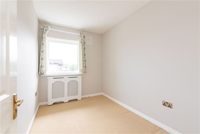 6 Valley Close, Cabinteely, Dublin 18