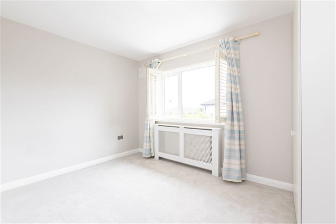6 Valley Close, Cabinteely, Dublin 18
