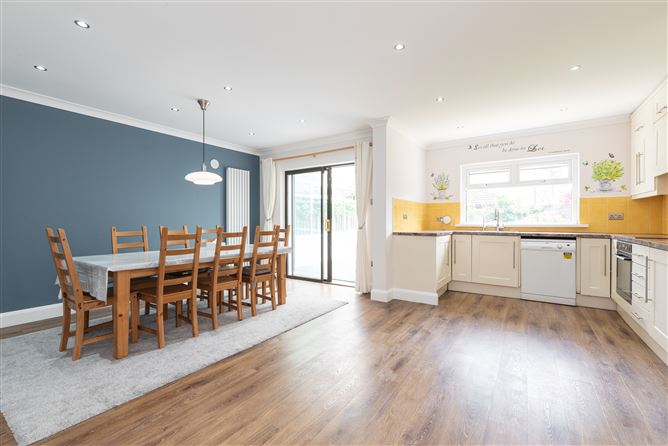 6 Valley Close, Cabinteely, Dublin 18