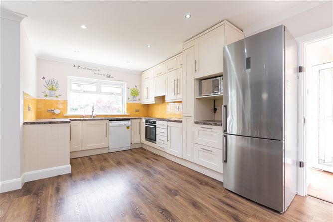 6 Valley Close, Cabinteely, Dublin 18
