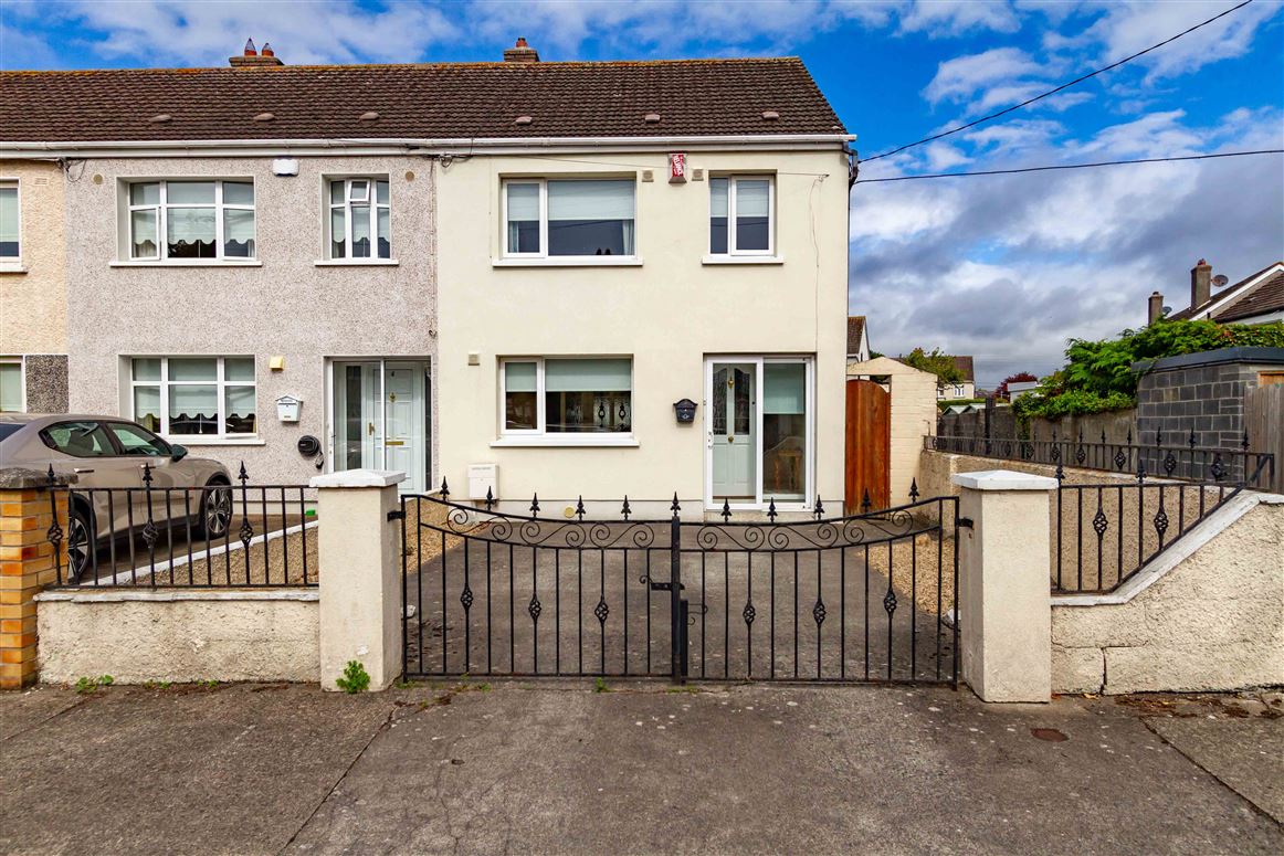 2  St Finbarrs Close, Walkinstown, Dublin 12