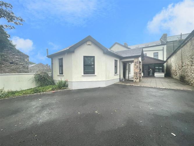 Kilmurry House, Main Street, Castlerea, Roscommon