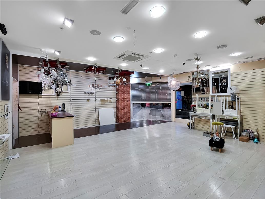 Unit 121A, Eyre Square Shopping Centre, Galway City, Galway