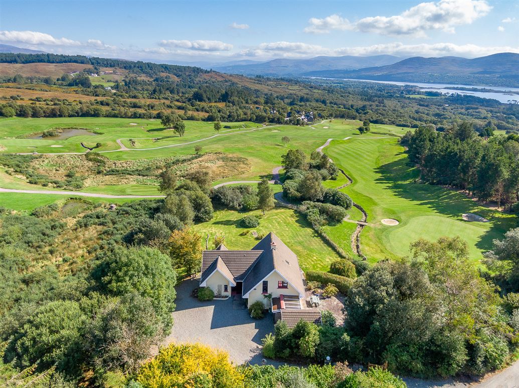 Greenane Lodge, Cappancush East, Kenmare, Co. Kerry Greenane Lodge, Cappancush East, Kenmare, Co. Kerry