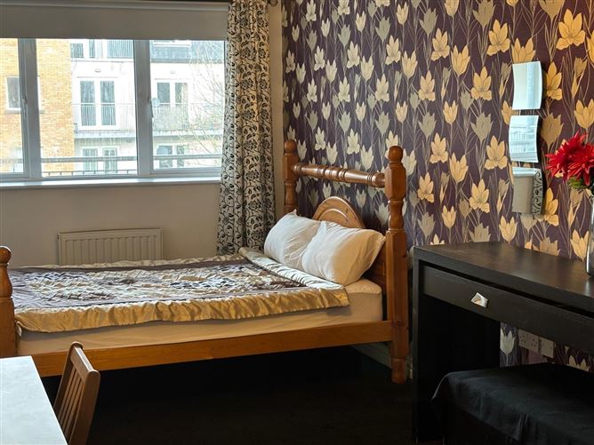 29 Eaton Close , Rathcoole, Rathcoole, County Dublin