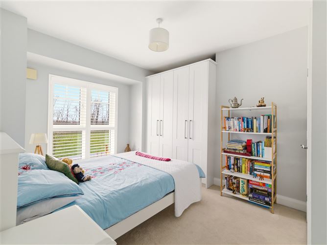 32 Finlay Park, Naas, Co. Kildare