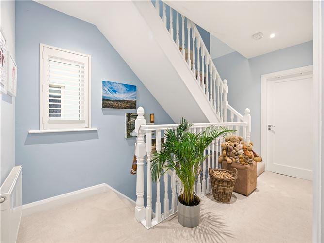 32 Finlay Park, Naas, Co. Kildare