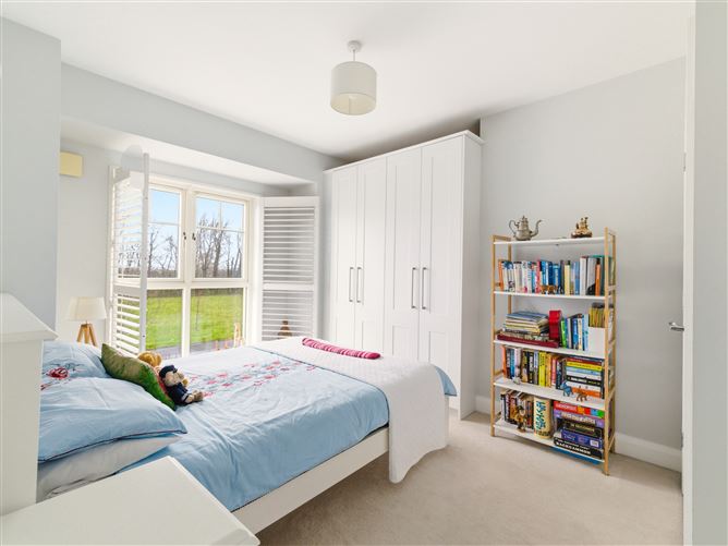 32 Finlay Park, Naas, Co. Kildare