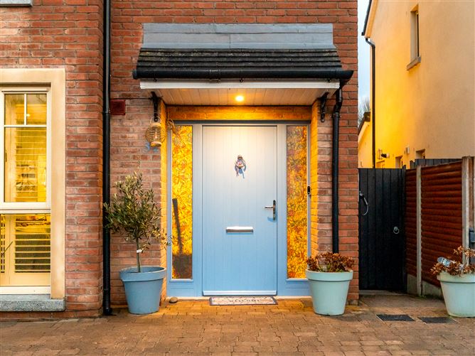 32 Finlay Park, Naas, Co. Kildare