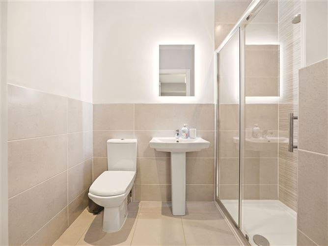 32 Finlay Park, Naas, Co. Kildare