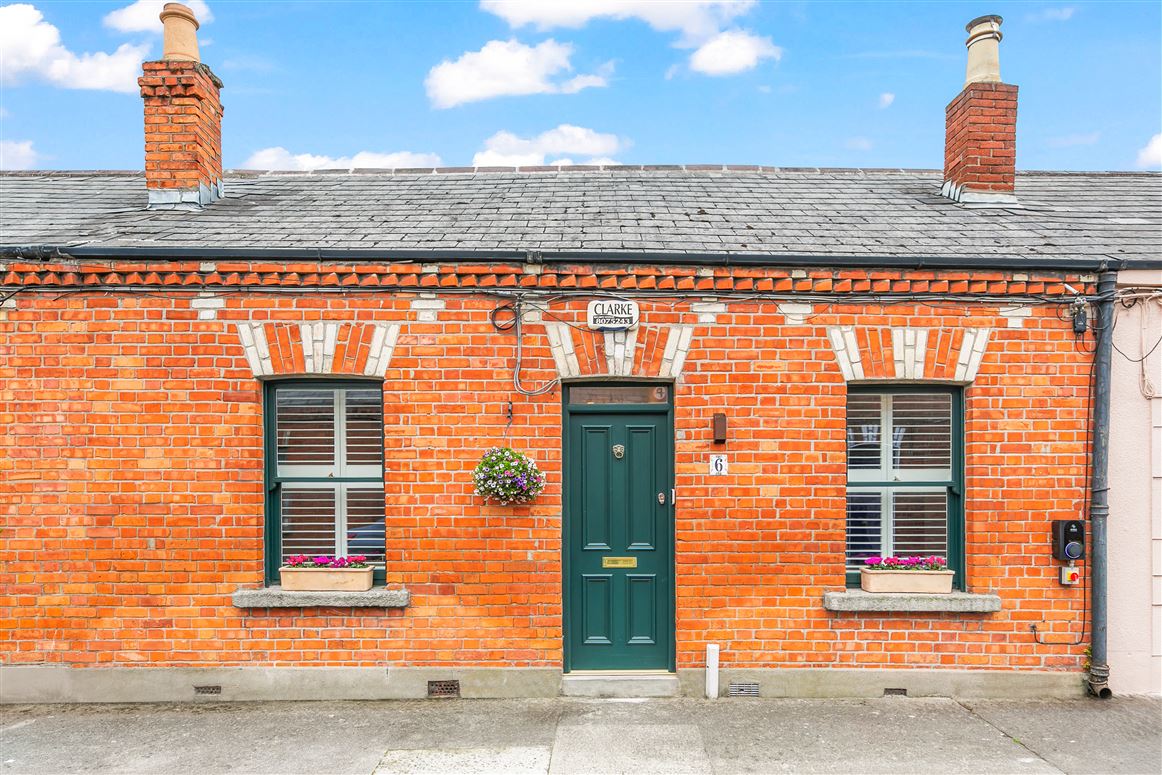 6 Oakfield Place, Portobello,   Dublin 8