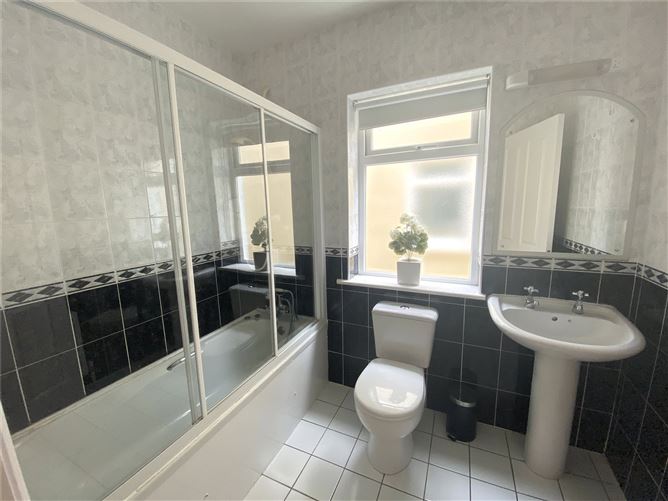 27 Cuirt Cregg, Clifden, Co.Galway