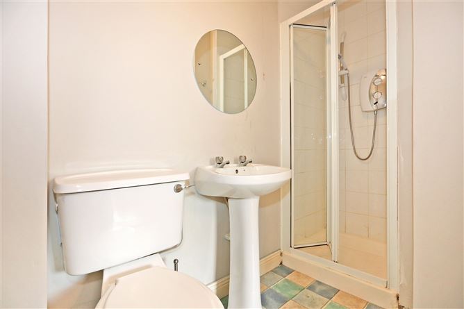 43 Dun Aras, Hurlers Cross, Shannon, Co. Clare