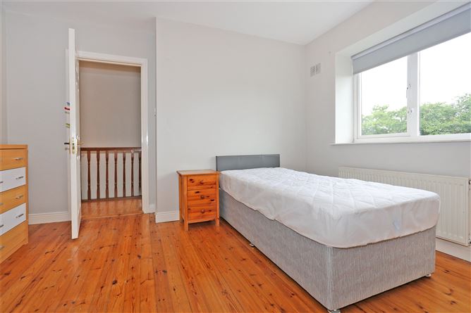 43 Dun Aras, Hurlers Cross, Shannon, Co. Clare
