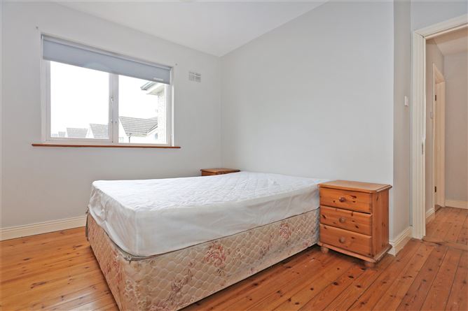 43 Dun Aras, Hurlers Cross, Shannon, Co. Clare