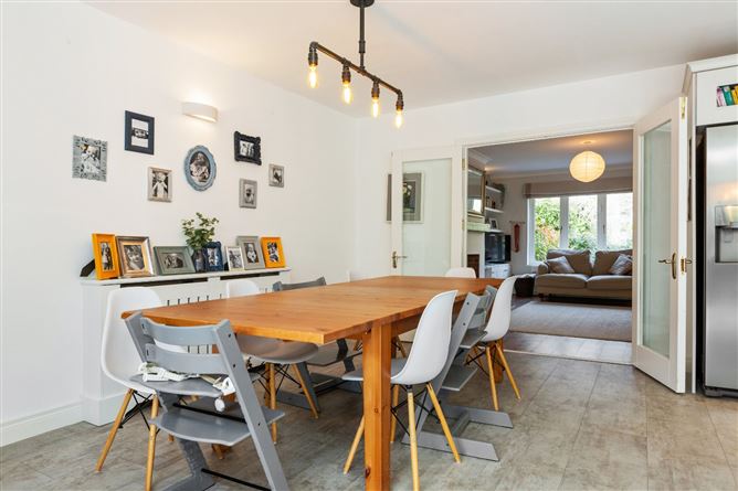 4 The Lakelands, Castleside Drive, Rathfarnham, Dublin 14