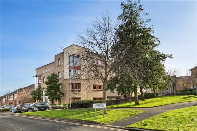 2b Belarmine Drive, Stepaside, Dublin 18