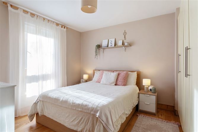 2b Belarmine Drive, Stepaside, Dublin 18