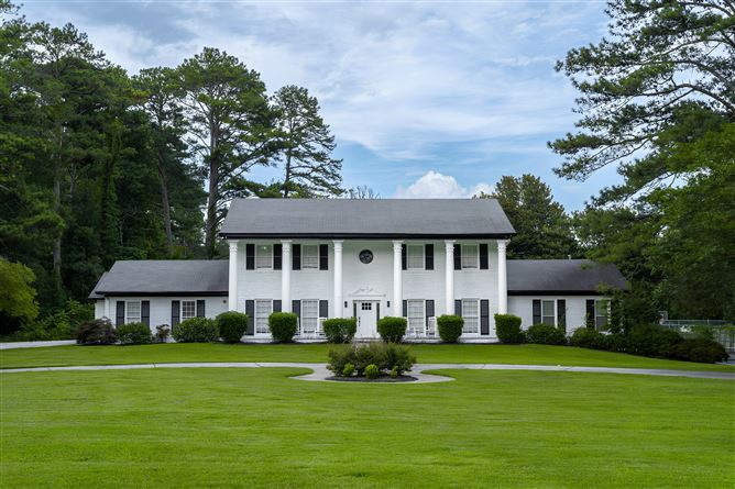 VoyageATL Manor,Fayetteville, Georgia, USA