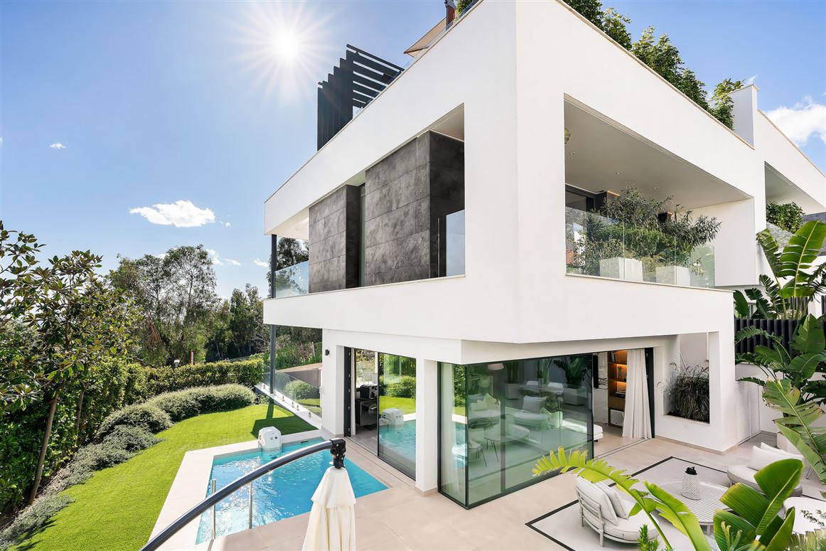 Spain, Marbella, Marbella Golden Mile - COSTA-00908P