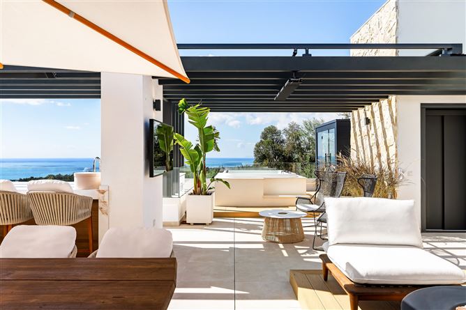Spain, Marbella, Marbella Golden Mile - COSTA-00908P