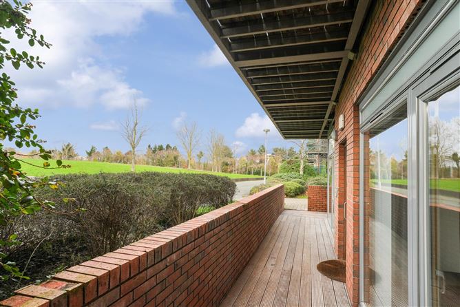Apartment 4,Glenesky Square, Phoenix Park Avenue, Castleknock, Dublin 15, Castleknock, Dublin 15