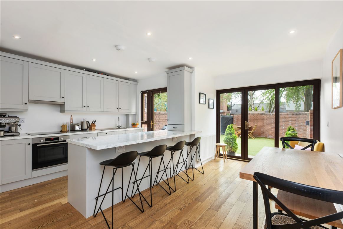5 Martello Mews, Sydney Parade, Sandymount, Dublin 4