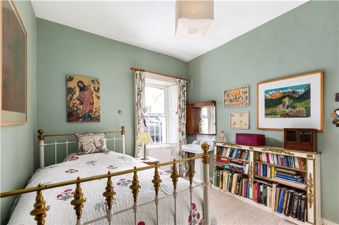 Photo 11 of 24 — 28 Sandycove Avenue West, Sandycove, Co. Dublin